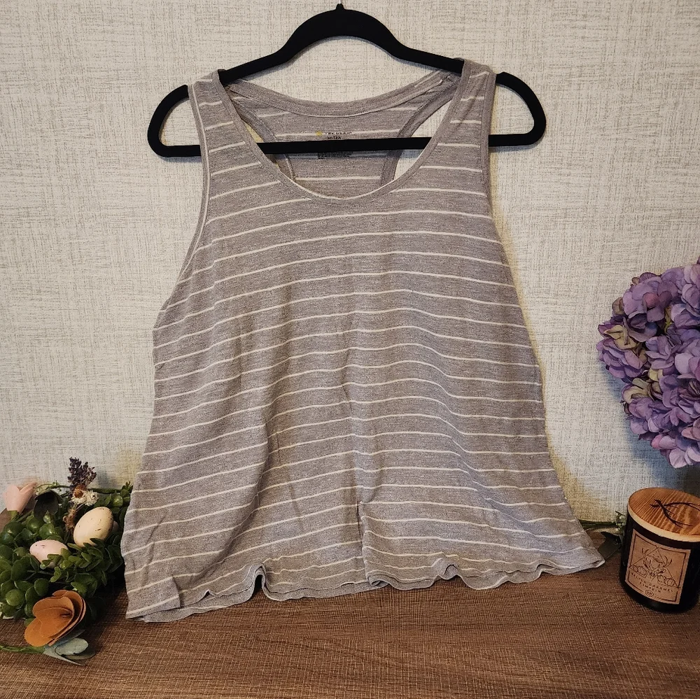 Tank top - Picture 1 of 3